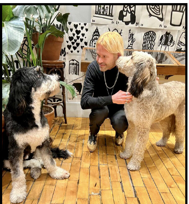 Stephan Mairesse with dogs