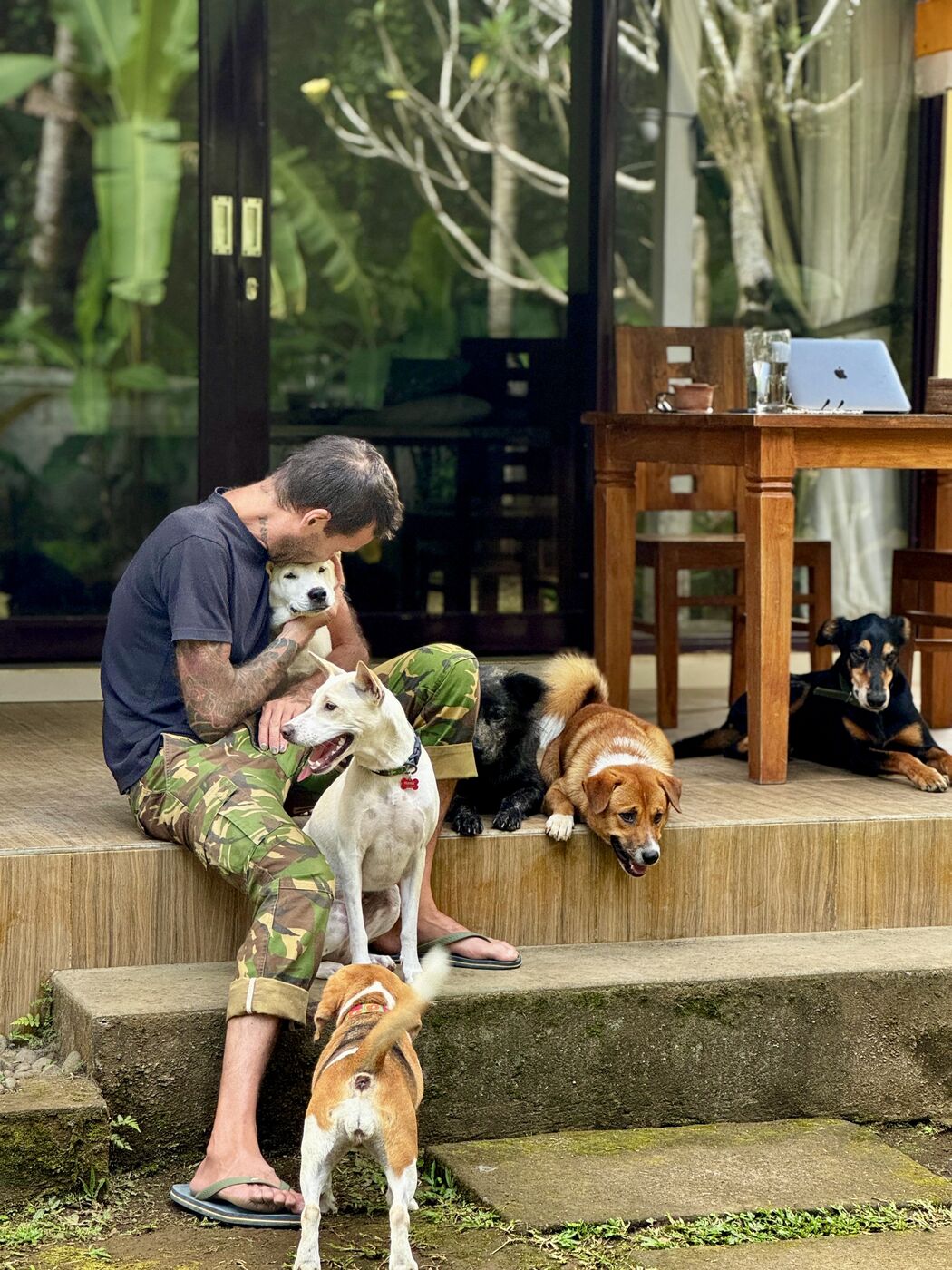 Stephan Mairesse with a dog